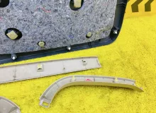 Обшивка двери багажника TOYOTA VANGUARD 2007 6775042020 GSA33W 2GRFE, задняя