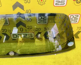 Стекло двери багажника Toyota