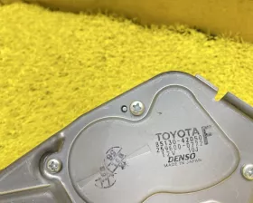 Моторчик заднего дворника Toyota