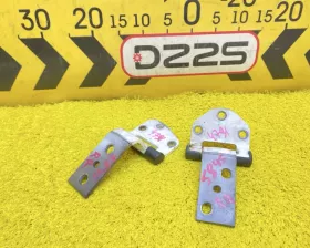 Петли двери багажника Toyota