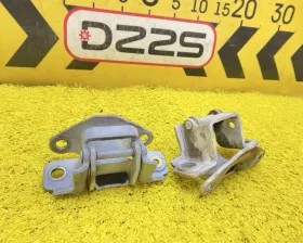 Петля дверная Toyota