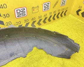 Подкрылок Toyota