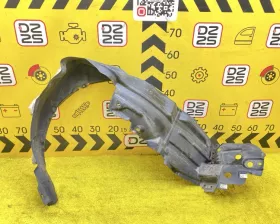 Подкрылок Toyota