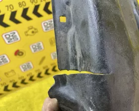 Подкрылок Toyota