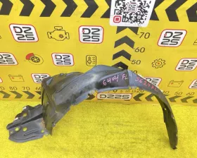 Подкрылок Toyota
