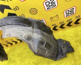 Подкрылок TOYOTA