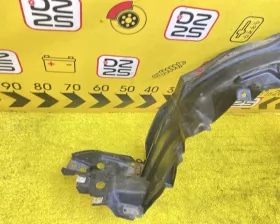 Подкрылок Toyota