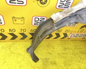Подкрылок Toyota