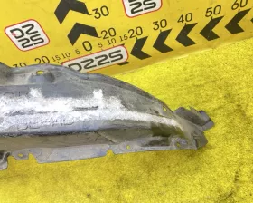 Подкрылок Toyota