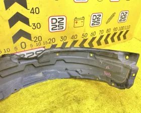 Подкрылок Toyota