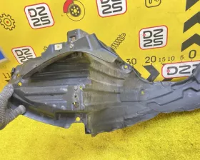 Подкрылок Toyota