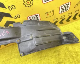 Подкрылок Toyota