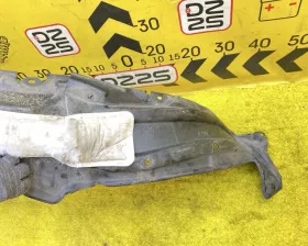 Подкрылок Toyota