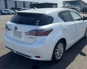 Подкрылок TOYOTA