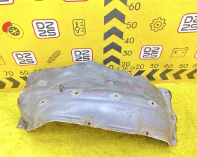 Подкрылок Toyota
