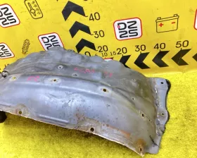 Подкрылок Toyota