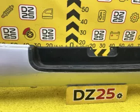 Бампер Toyota