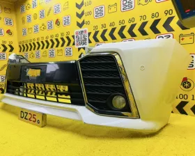 Бампер Toyota