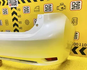 Бампер Toyota