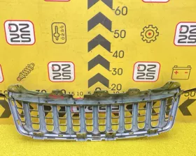 Решетка радиатора Toyota