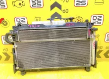 Радиатор основной TOYOTA ESQUIRE 2015 1640037280 ZWR80G 2ZRFXE, передний