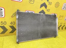 Радиатор кондиционера TOYOTA AQUA 2015 8846052170 NHP10 1NZFXE, передний