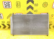 Радиатор кондиционера TOYOTA AQUA 2015 8846052170 NHP10 1NZFXE, передний