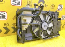 Радиатор основной TOYOTA AQUA 2015 1640021331 NHP10 1NZFXE, передний