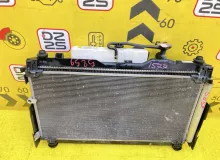 Радиатор основной TOYOTA ESQUIRE 2015 1640037280 ZRR85G 3ZRFAE, передний
