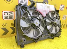 Радиатор основной TOYOTA ESQUIRE 2015 1640037280 ZRR85G 3ZRFAE, передний