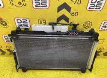 Радиатор основной TOYOTA ESQUIRE 2015 1640037280 ZRR85G 3ZRFAE, передний