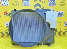 Радиатор основной TOYOTA LAND CRUISER 2003 1640050212 UZJ100W 2UZFE, передний