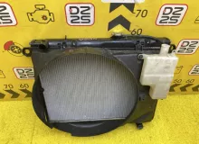 Радиатор основной TOYOTA LAND CRUISER 2003 1640050212 UZJ100W 2UZFE, передний
