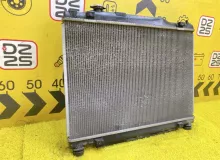 Радиатор основной TOYOTA SIENTA 2016 1640021350 NHP170G 1NZFXE, передний