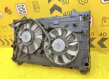 Радиатор основной LEXUS CT200H 2012 1640037240 ZWA10 2ZRFXE, передний