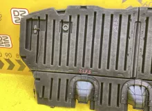 Пол багажника пластик TOYOTA VOXY 2014 5841028100 ZWR80G 2ZRFXE, задний