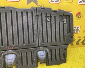 Пол багажника пластик Toyota