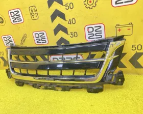 Решетка радиатора Toyota