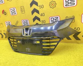 Решетка радиатора Honda