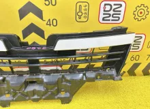 Решетка радиатора TOYOTA VOXY 2014 5311128680 ZWR80G 2ZRFXE, передняя