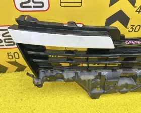 Решетка радиатора Toyota