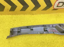 Пластик замка багажника TOYOTA ESQUIRE 2015 6793528100 ZWR80G 2ZRFXE, задний