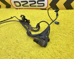Датчик abs TOYOTA