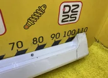 Накладка на порог TOYOTA ESQUIRE 2015 7585028050 ZRR85G 3ZRFAE, передняя правая