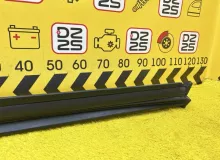 Накладка на порог MAZDA CX-30 2019- DFR551P51K3006 DM8P S8DPTS, правая