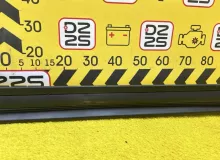 Накладка на порог MAZDA CX-30 2019- DFR551P51K3006 DM8P S8DPTS, правая