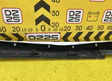 Накладка на порог LEXUS CT200H 2012 7585076010 ZWA10 2ZRFXE, передняя правая