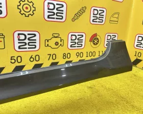 Накладка на порог Toyota