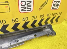Накладка на порог TOYOTA HARRIER 2015 7586048030 ZSU60W 3ZRFAE, передняя левая