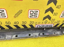 Накладка на порог TOYOTA HARRIER 2015 7585048030 ZSU60W 3ZRFAE, передняя правая